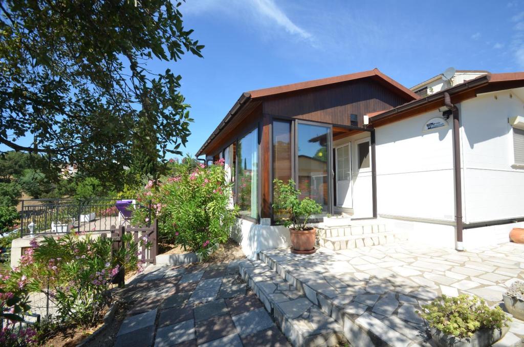 Mobil Home à Vendre Au Domaine Des Baux à Roquebrune-sur-argens